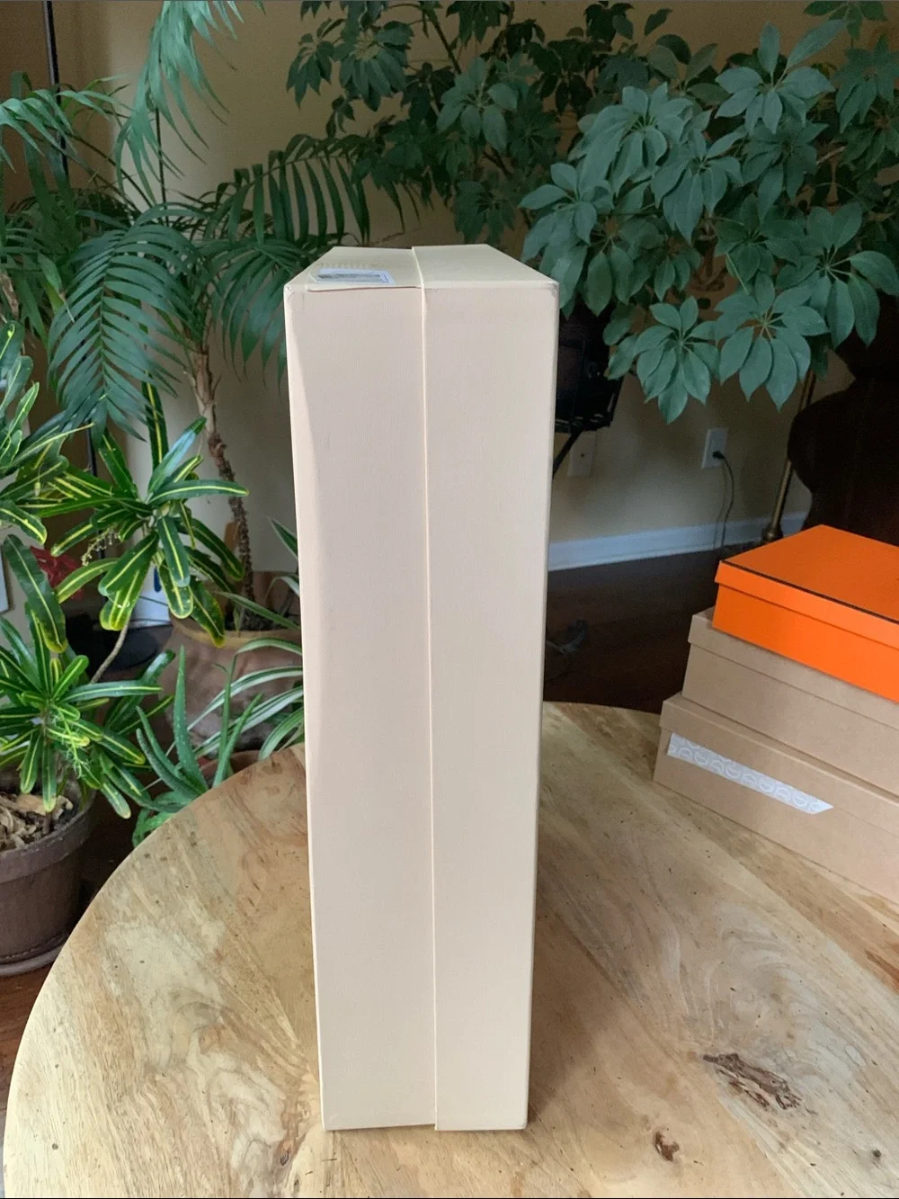 VALENTINO Garavani Cream Presentation Box with Black Logo